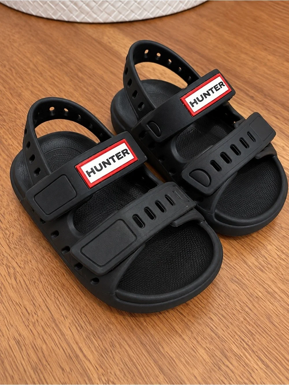 Hunter Black Kids' Open-Toe Sandals